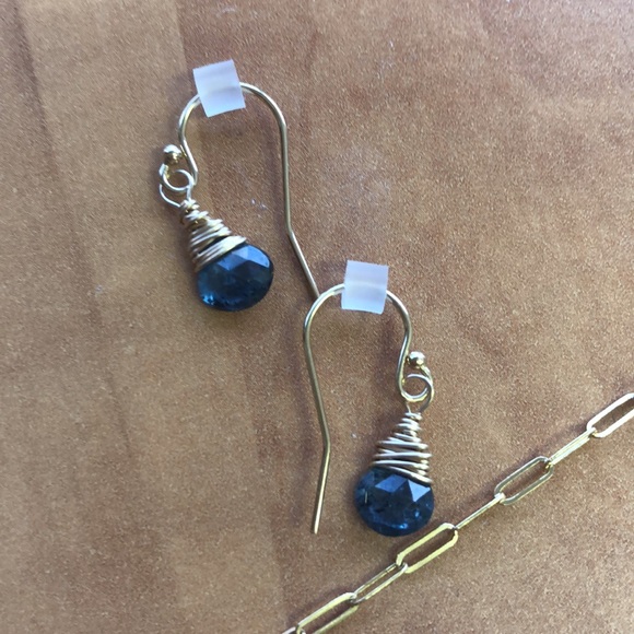 Earring and Necklace Set - Picture 2 of 3